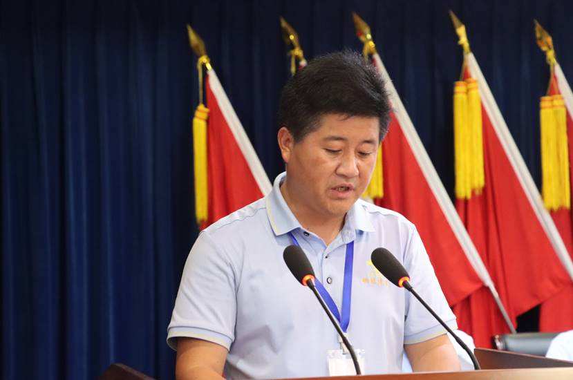 公司召開三屆一次職工代表會(huì)、三屆工會(huì)會(huì)員代表會(huì)